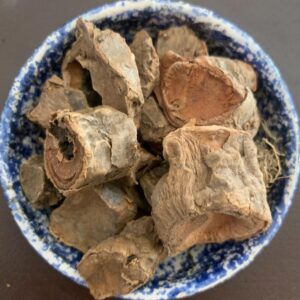 Centiyane Kökü 50 gr Gentian Kök (Yılan Otu) Centiane