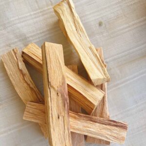 Palo Santo Tütsü Ağaç Tütsü 1 adet 10-12 gr